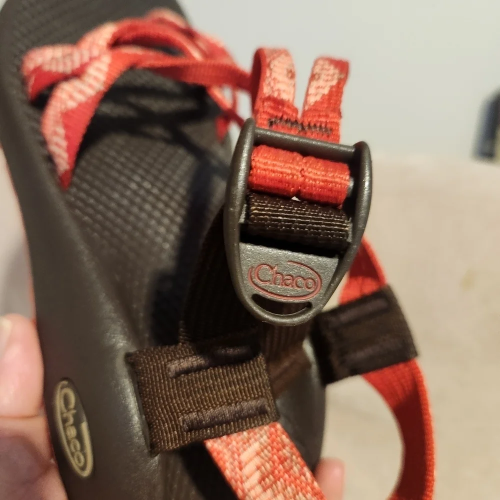 CHACO SANDAL'S Stylish Red Strappy Sandals for Women SIZE W8